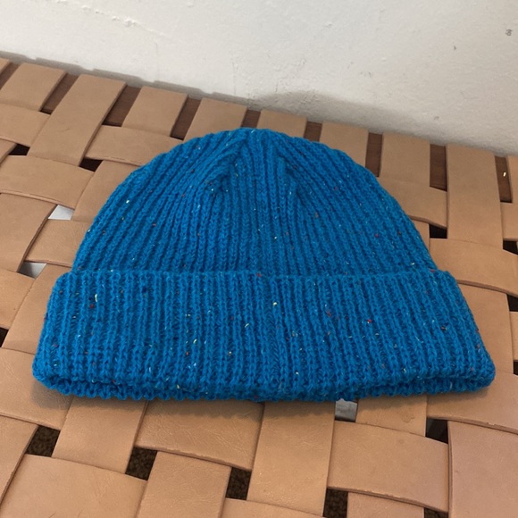 Reef Downey Beanie - Picture 2 of 3